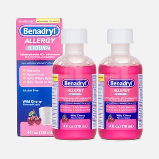Benadryl Allergy Relief Oral Solution, Wild Cherry, 4 fl oz. (2-Pack)