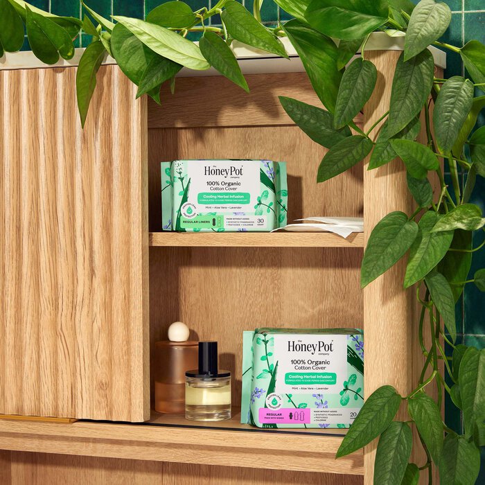 The Honey Pot 100% Organic Top Sheet Everyday Herbal Pantiliners, 30 ct., , large